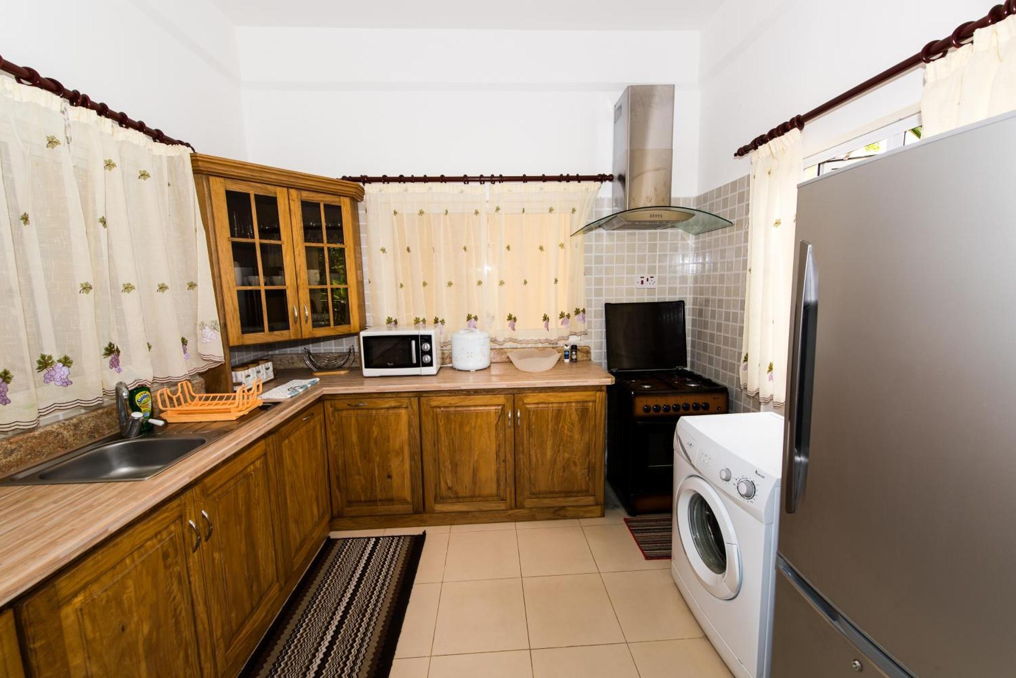 East Horizon Self Catering Lägenhet Au Cap Exteriör bild